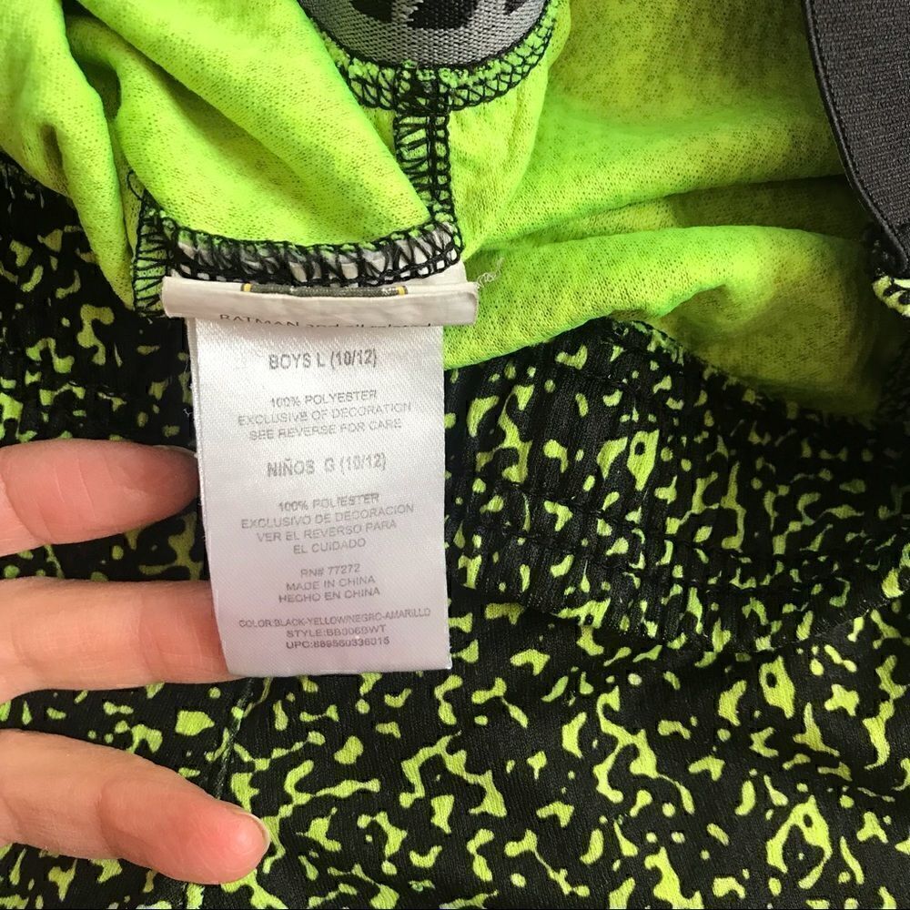 Batman boys shorts size 10 - Picture 3 of 3